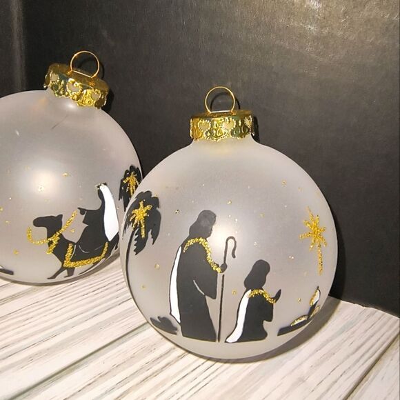 Vintage Nativity Scene Glass Christmas Holiday Ornament Frosted Gold North Star - Picture 4 of 8